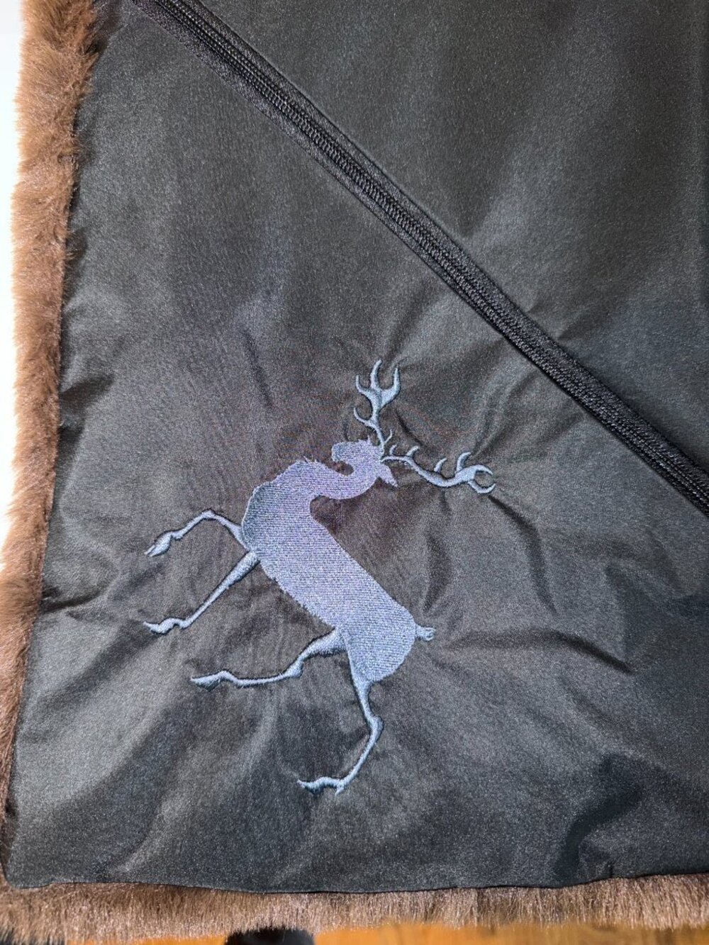 Luxury Fake Fur indoor blanket by Pretty Rugged brand - Picture 3 of 7